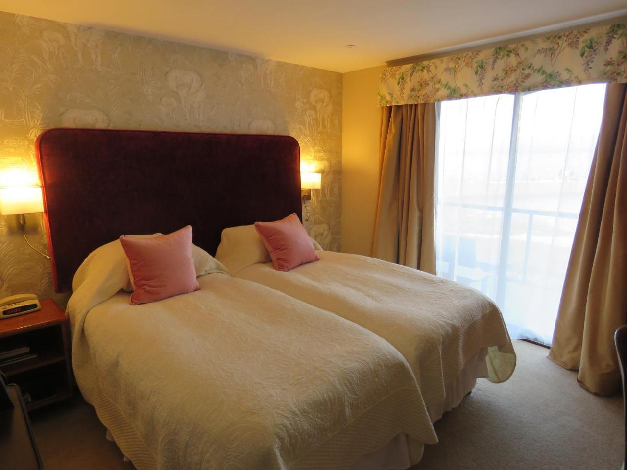 The Bay Horse Hotel And Restaurant ألفرستون المظهر الخارجي الصورة
